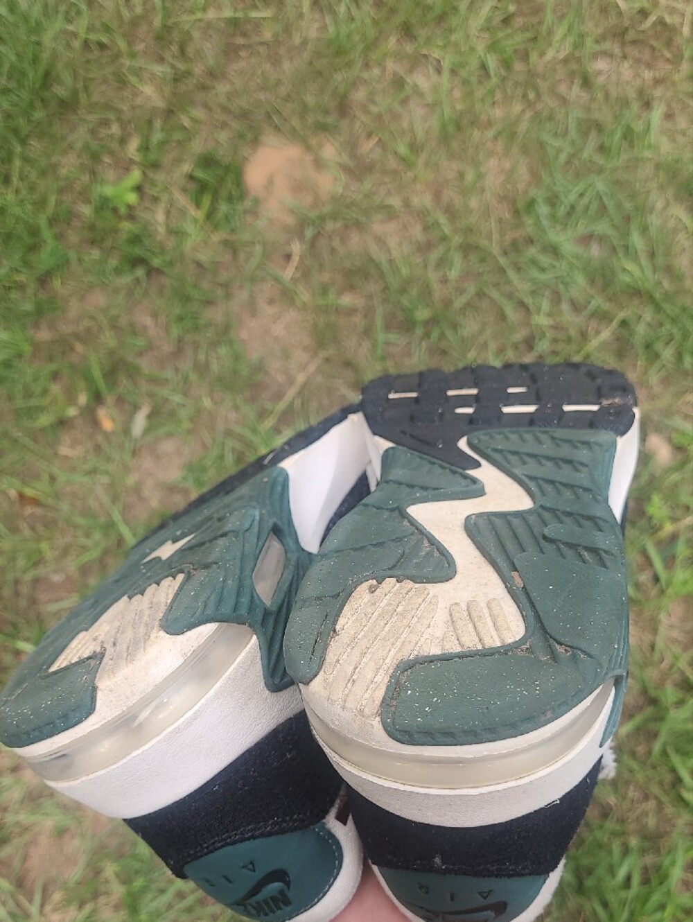 Nike Air Max Sneakers in White, Teal & Burgundy Accent Womens Size 8.5 - Picture 10 of 11